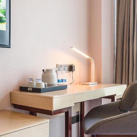 Lavande Hotel Luzhou Wanda Plaza Southwest Commercial City Eksteriør bilde